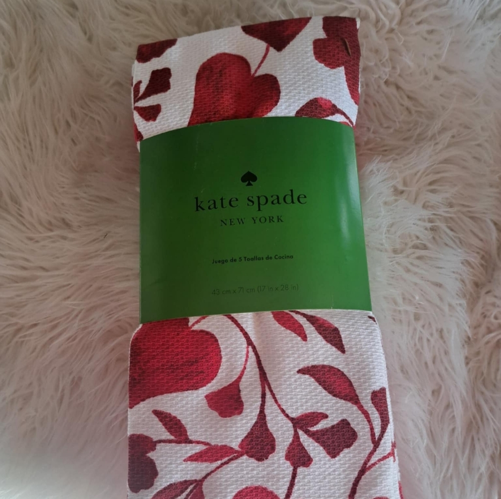 Kate Spade Red and White Kitchen Towels Set Of 5 Towels.